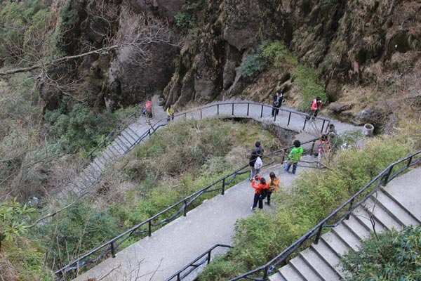 登山健身效果图